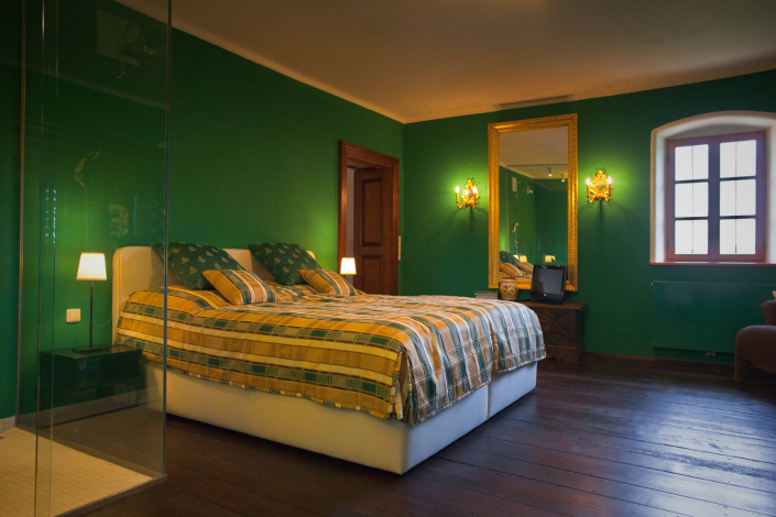4 Landhaus Austria Schlafzimmer country- grün -80. 1650x1100