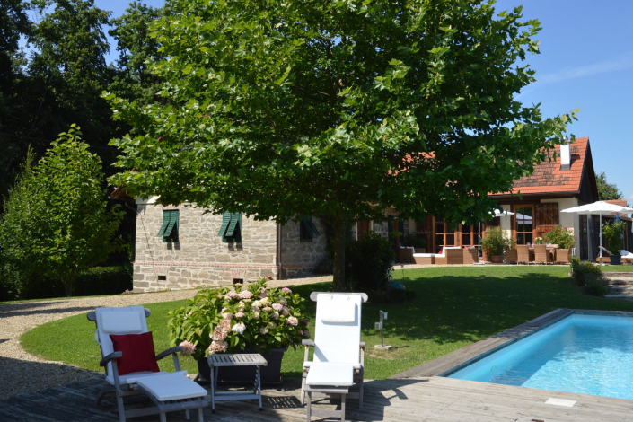 1 Landhaus Austria Garten & Pool DSC_4740 1650x1100