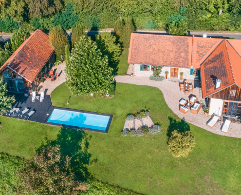 1 Landhaus_Außenaufnahme-4 1650x1100