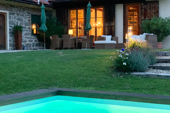 11 Landhaus Austria Steinhaus Abendstimmung