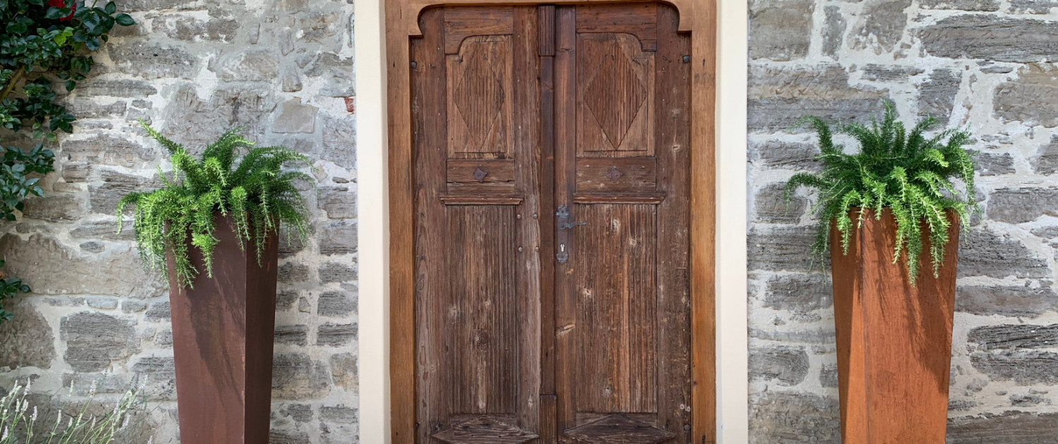 5 Haupthaus Eingang IMG_3866 1650x1100