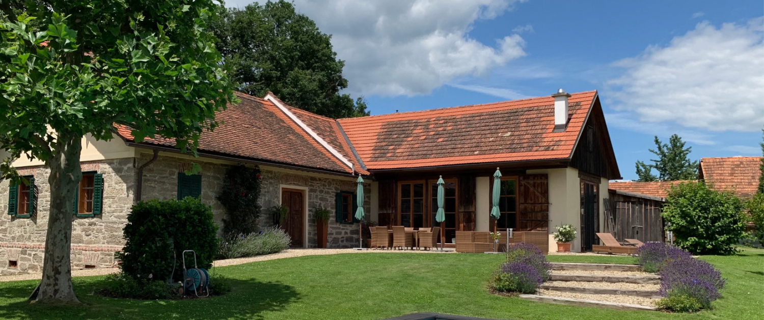 6 Haupthaus außen IMG_9480 1650x1100